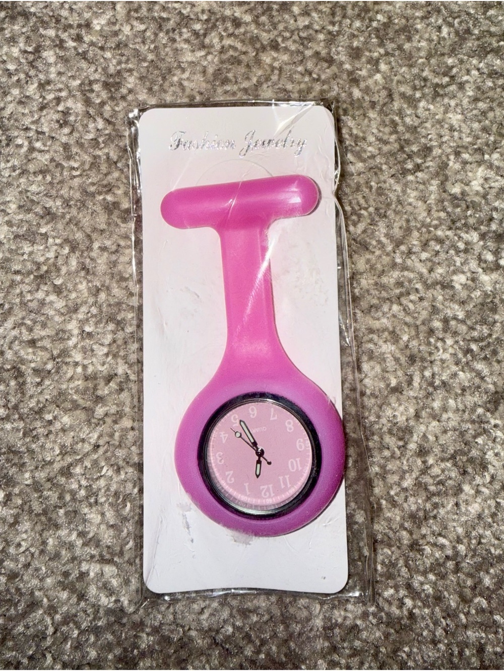 💗 NWT- Pink Silicone Nurse Fob / Brooch Watch